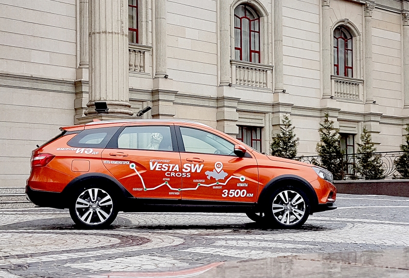 LADA Vesta SW и LADA Vesta SW Cross: старт продаж в Казахстане
